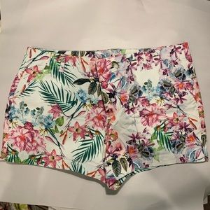 Beautiful Floral Print Shorts